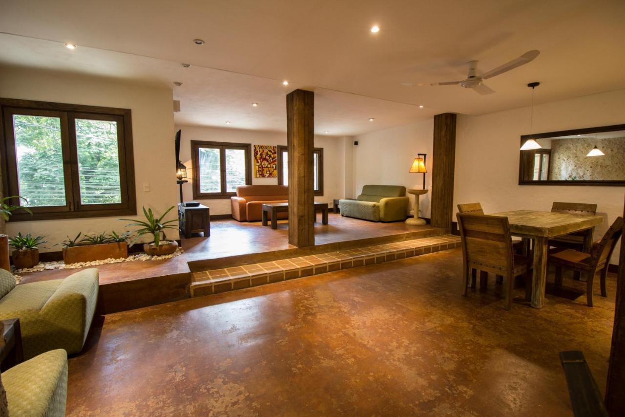 Casa Del Reloj Aparthotel Medellin Bagian luar foto
